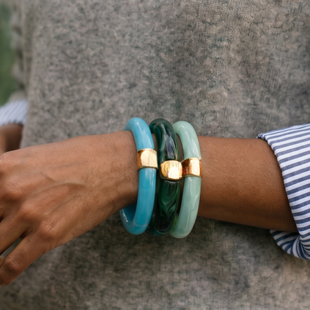 BOLD COLOURS