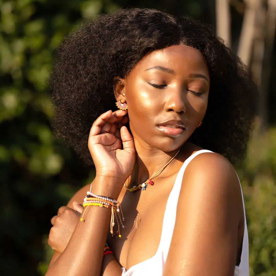 Get the ultimate twinkle on your wrist with Leigh Avenue's Elements of Desire jewellery collection.