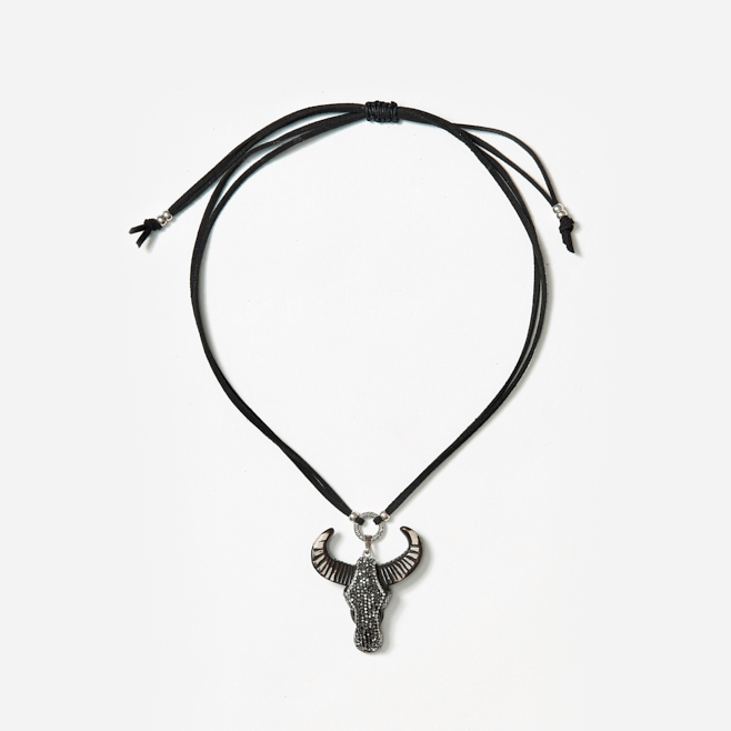 adjustable black cattle skull neckpiece